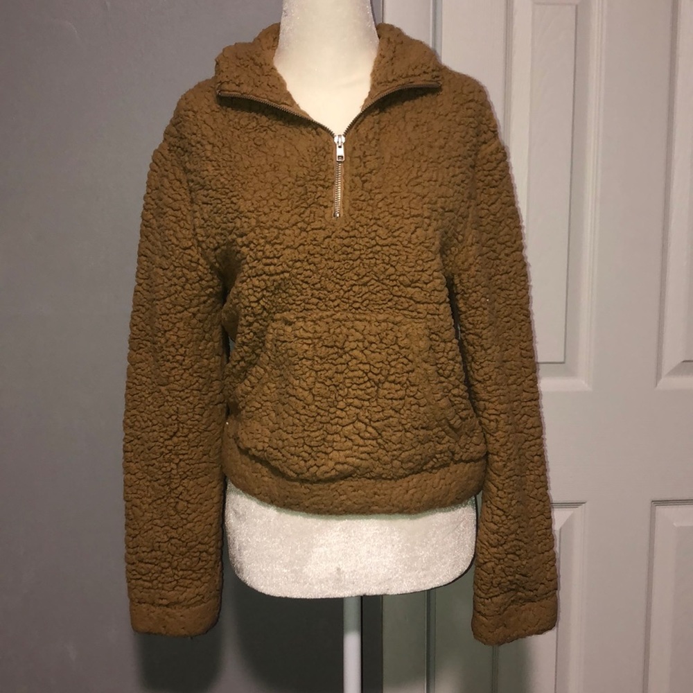 Sherpa quarter zip